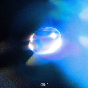 男人的🍌伸到🍑里漫画
